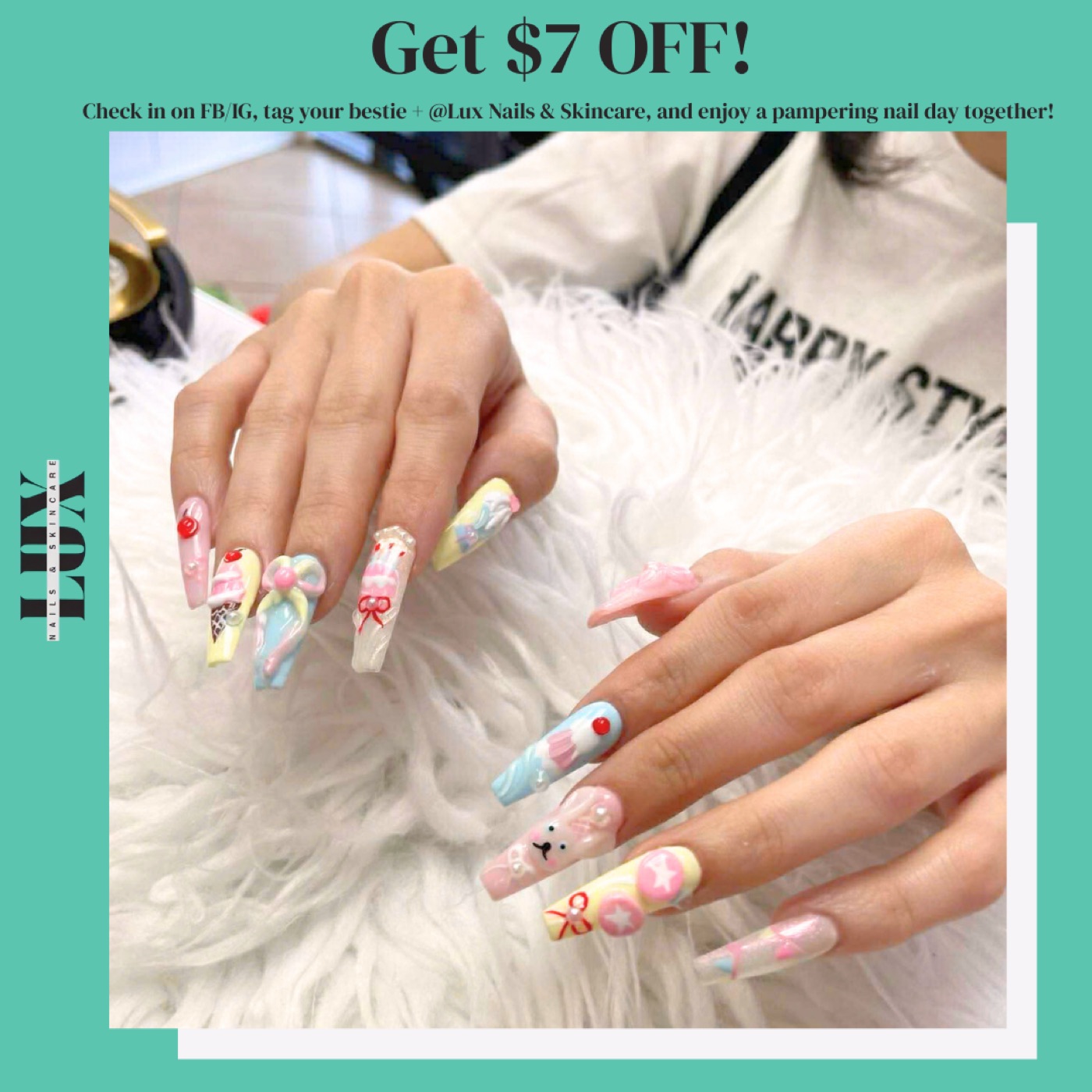 Lux Nails interior